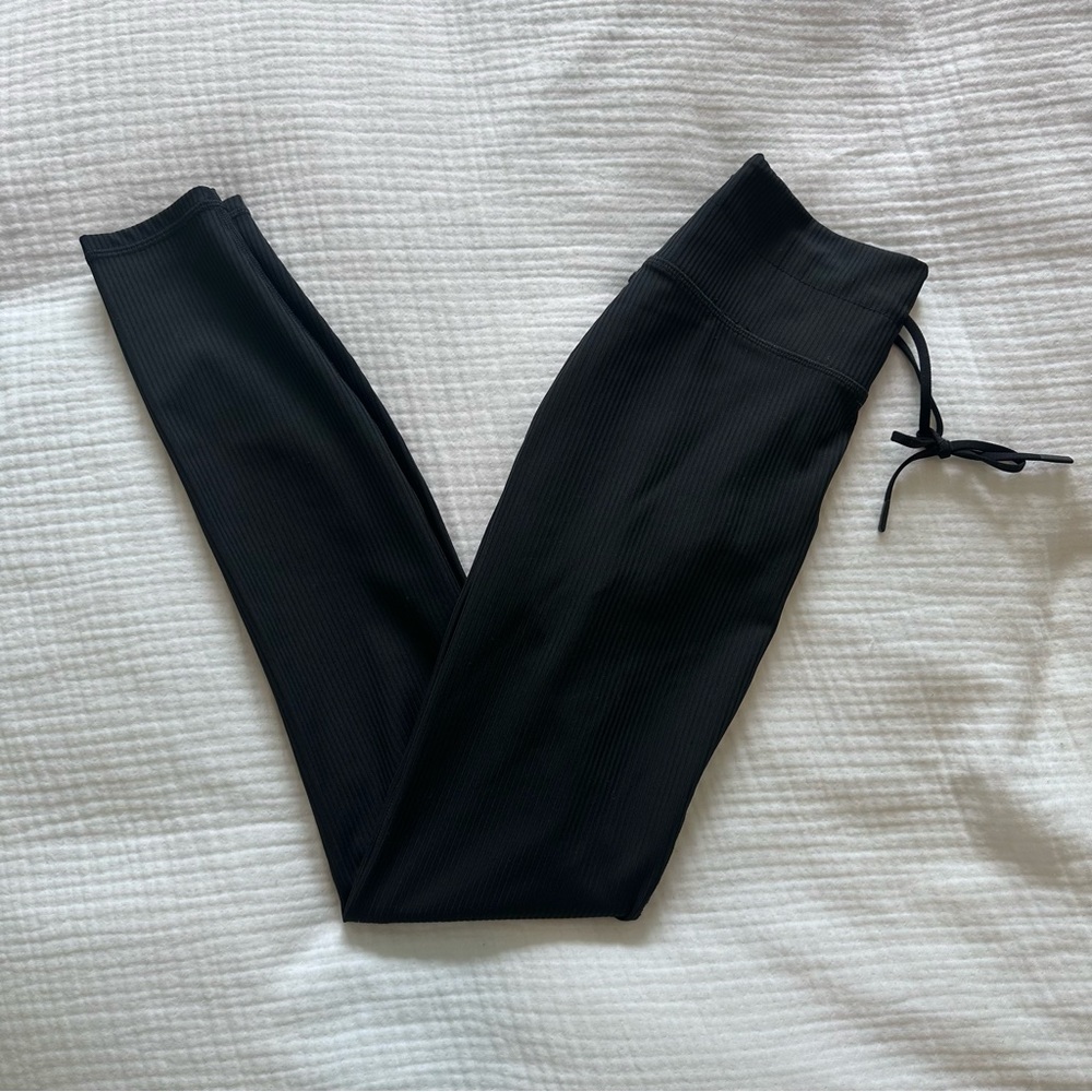 Fabletics Ribbed Legging - Picture 3 of 6
